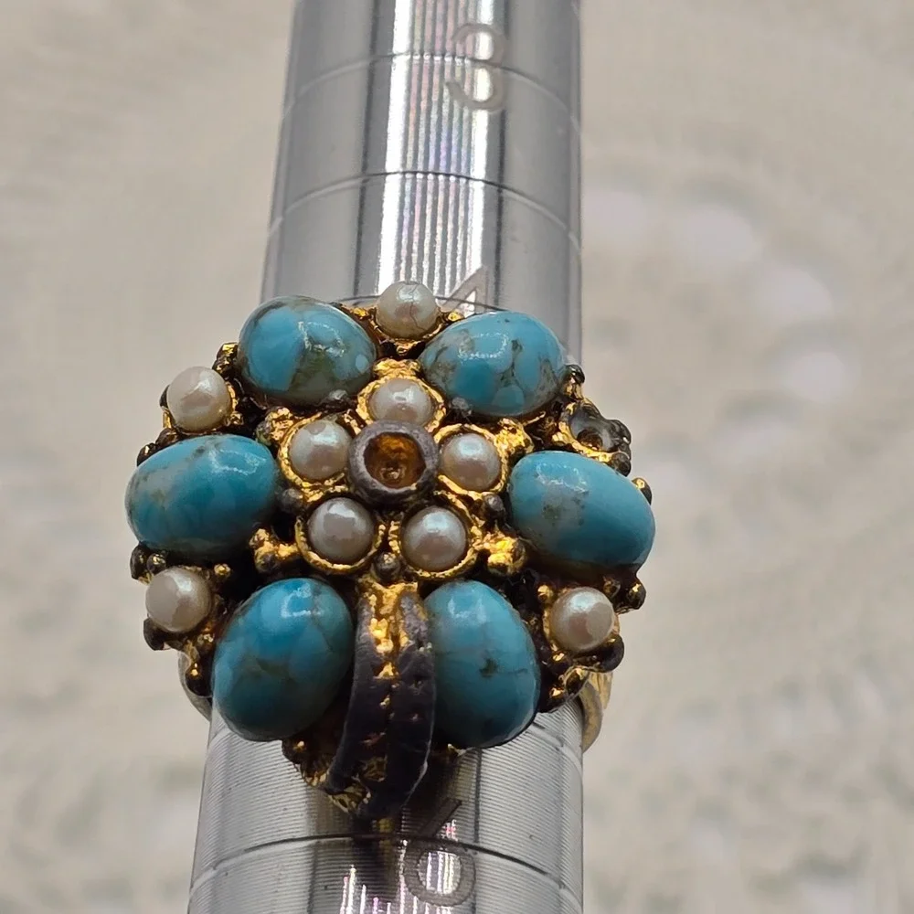 Vintage Turquoise glass Faux pearl ring size  adjustable Costume Read